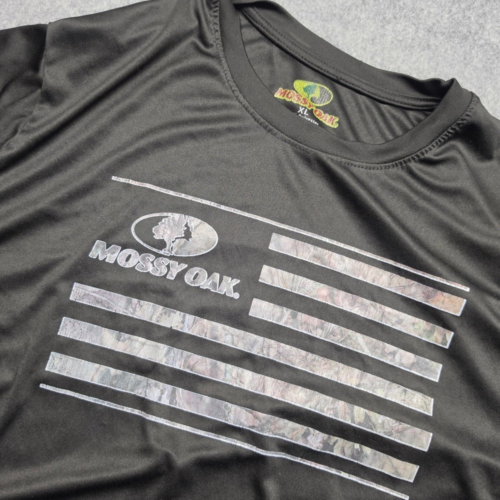 Mossy Oak Mens XL Black Long Sleeve Performance Shirt Camo Flag Graphic Tee